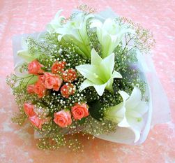  Ankara Sincan ucuz �i�ek g�nder  lilyum ve 7 adet g�l buket