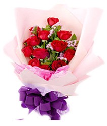 7 g�lden kirmizi g�l buketi sevenler alsin  Ankara Sincan �i�ek , �i�ek�i , �i�ek�ilik 