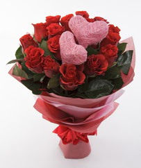 12 adet k�rm�z� g�l ve 2 adet kalp �ubuk  Ankara Sincan �i�ek ma�azas� , �i�ek�i adresleri 