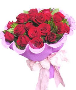 12 adet k�rm�z� g�lden g�rsel buket  Ankara Sincan �i�ek sipari�i vermek 