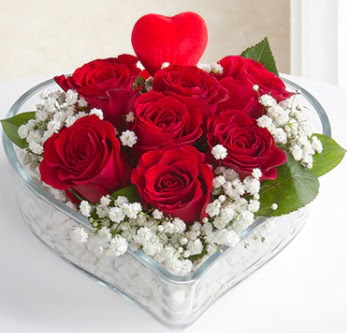 Kalp i�erisinde 7 k�rm�z� g�l kalp �ubuk  Ankara Sincan �i�ek , �i�ek�i , �i�ek�ilik 
