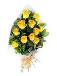  Ankara Sincan �i�ek g�nderme sitemiz g�venlidir  12 li sari g�l buketi.