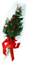  Ankara Sincan ucuz �i�ek g�nder  11 adet kirmizi g�l saten kurdelali 