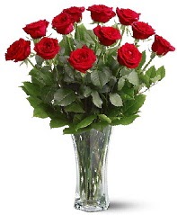 11 adet k�rm�z� g�l vazoda  Ankara Sincan uluslararas� �i�ek g�nderme 