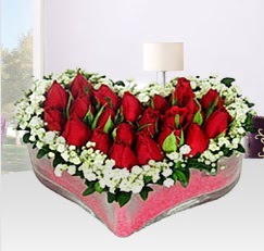 Kalp i�erisinde 10 adet k�rm�z� g�l  Ankara Sincan kaliteli taze ve ucuz �i�ekler 