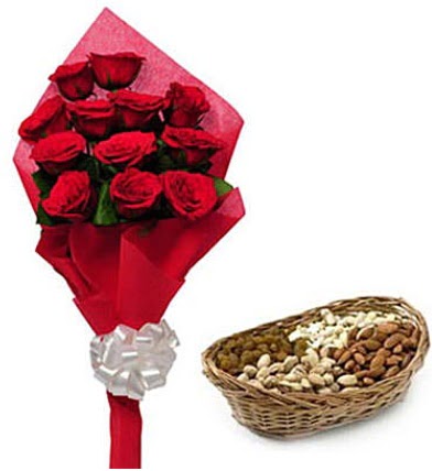 11 adet k�rm�z� g�l ve sepette kuruyemi�  cicek siparisi Ankara Sincan cicek , cicekci 